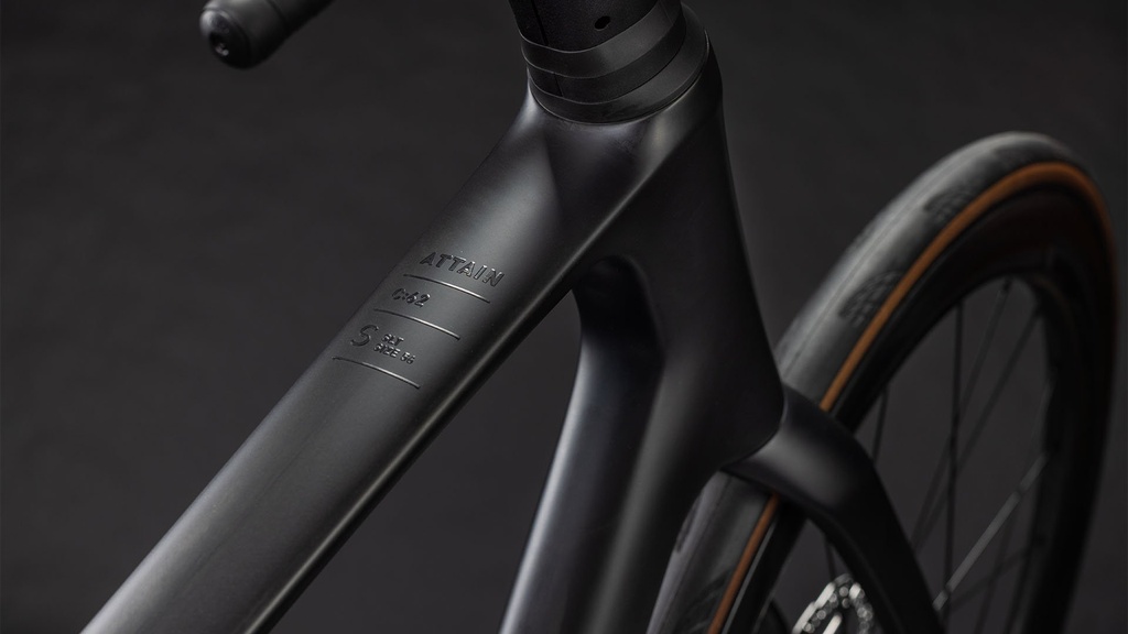 Bicicleta Cube Attain C:62 SLT carbon´n´coalchrome