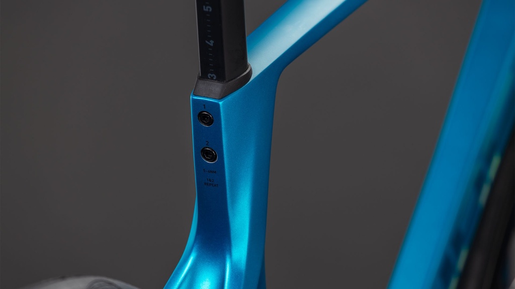 Bicicleta Cube Agree C:62 Pro bali´n´prism