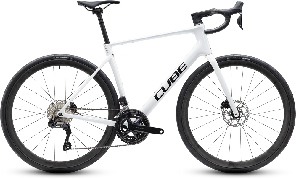 Bicicleta Cube Attain C:62 SLX metallicwhite´n´black